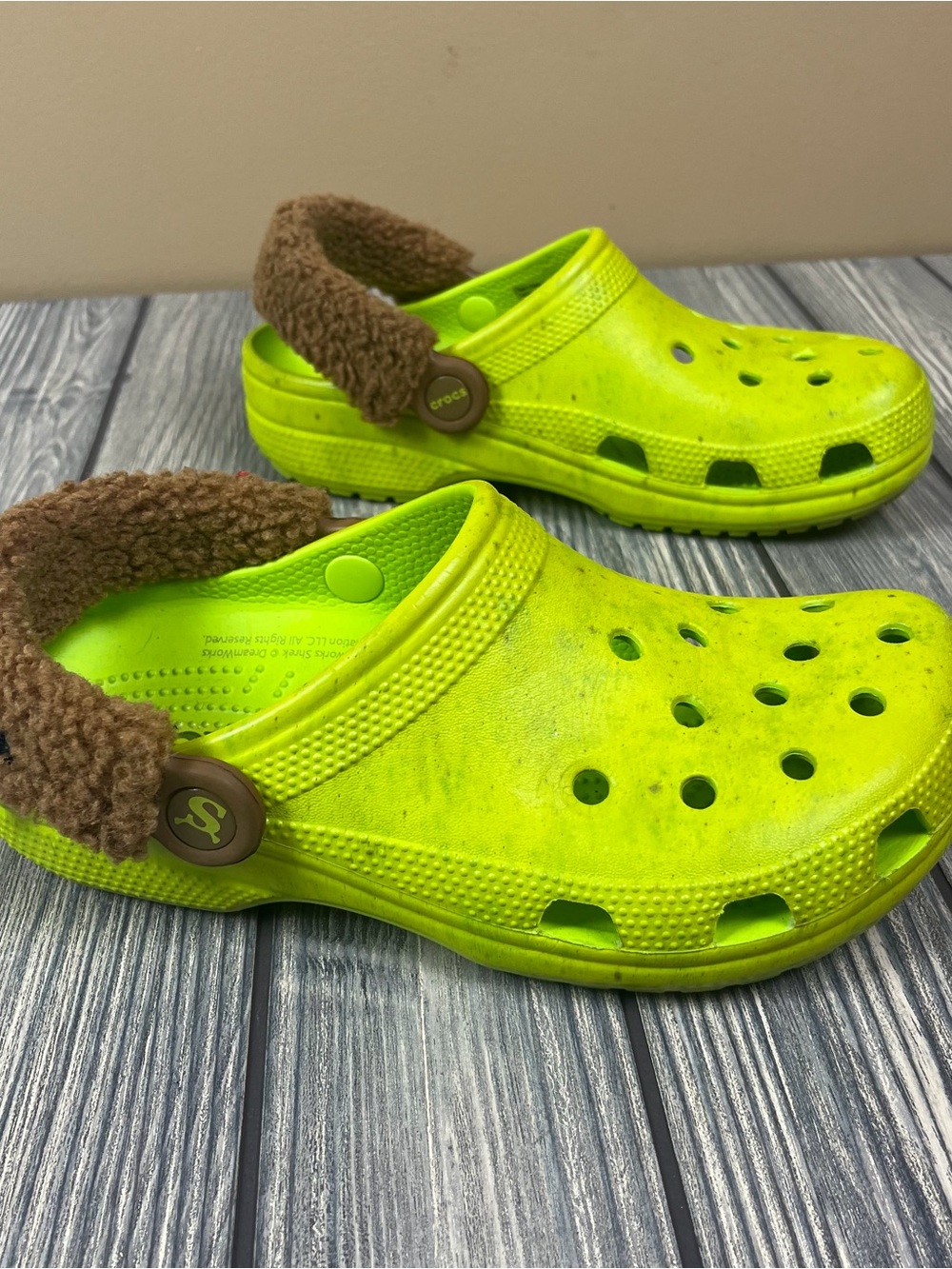 Crocs Shrek Women's 7 - Picture 3 of 12